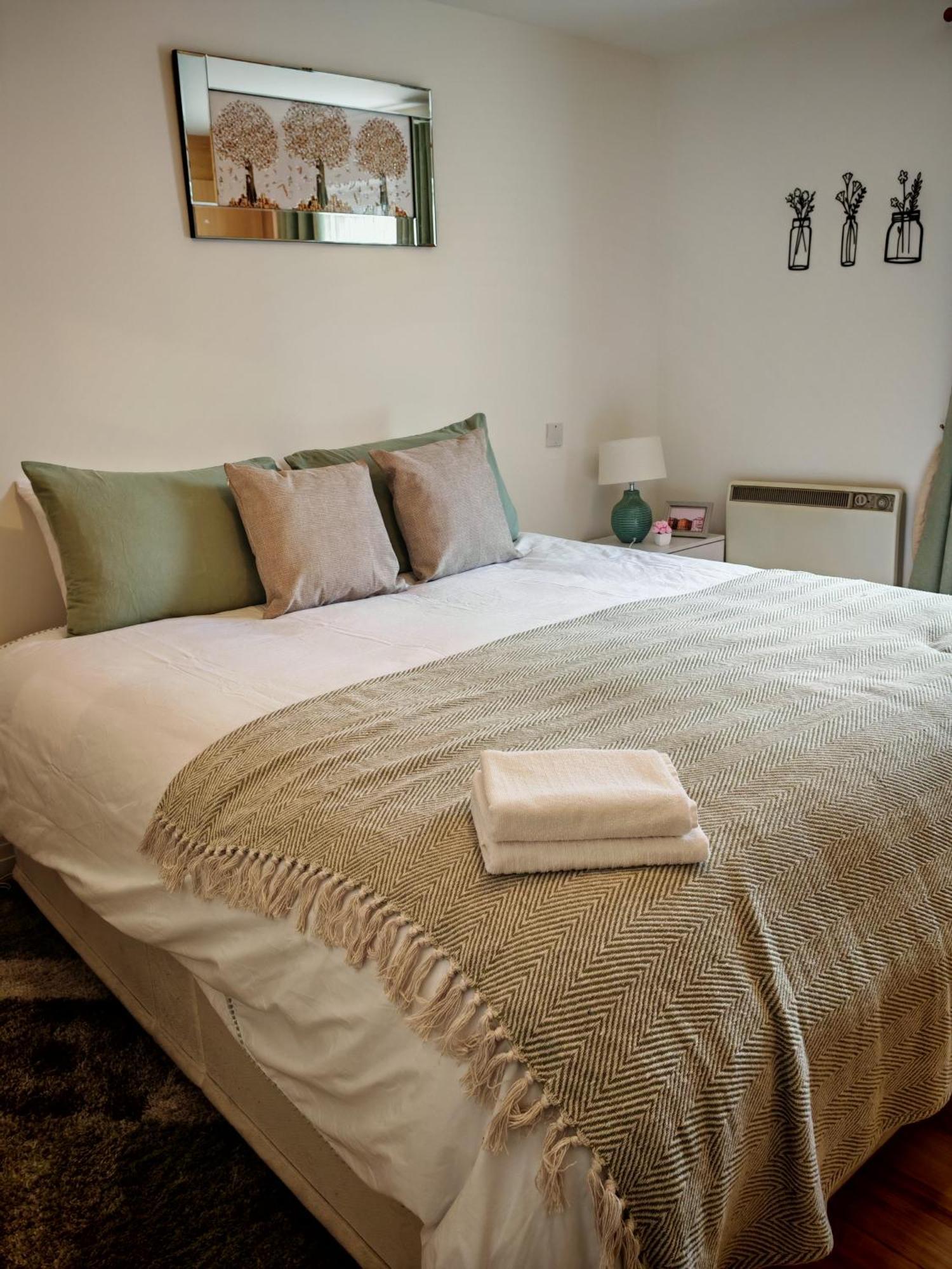 Spacious & Cosy Double And Single Bedrooms Close To Hendon & Colindale Tube Stations Zewnętrze zdjęcie